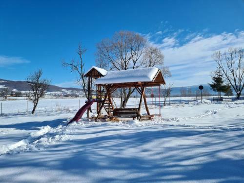 Hostal Sz�kelyvars�gi Fenyves Kuck�