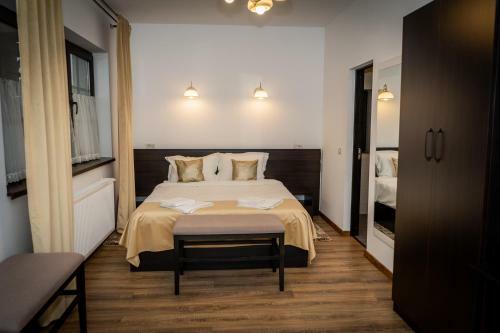 Hostal Pensiunea Alexa