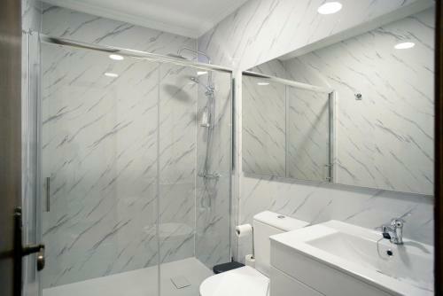 Hostal Raiano Guest House