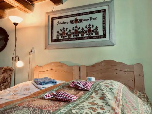 Bed & Breakfast Lovely Old Transylvanian Cottage, Room 1