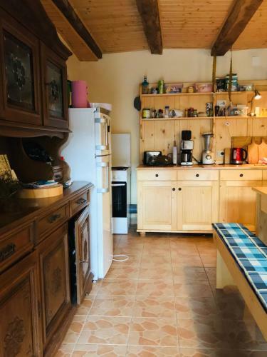 Bed & Breakfast Lovely Old Transylvanian Cottage, Room 1