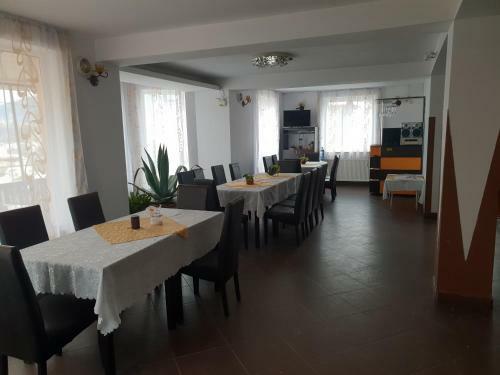 Hostal Pensiunea Monica