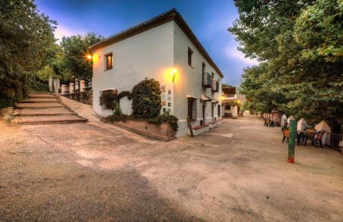 Apartamentos Cortijo Balzain