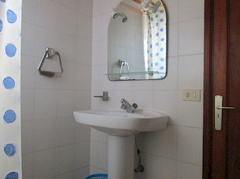 Bed & Breakfast La Palma Hostel By Pension Central