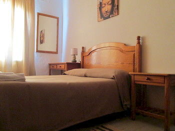 Bed & Breakfast La Palma Hostel By Pension Central