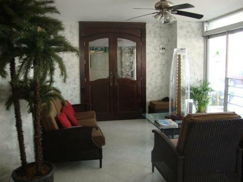 Parque Inn Hotel & Suites
