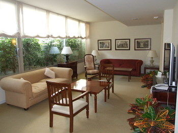 Senior Apartments Las Arcadias