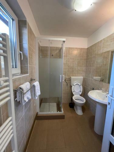 Hostal Gama Restaurant Cazare