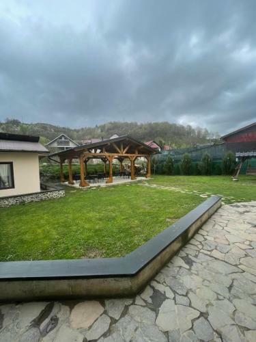 Hostal Gama Restaurant Cazare