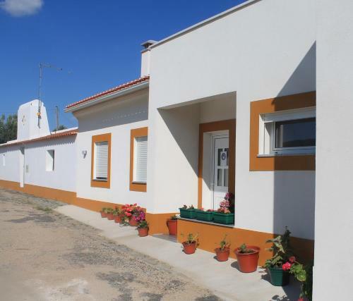 Hostal Girassol Alojamento Local