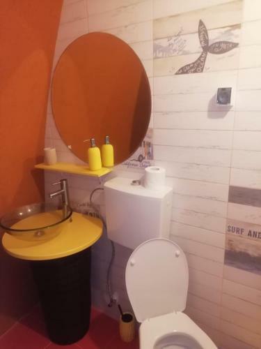 Hostal Domurile Din Z?rne?ti