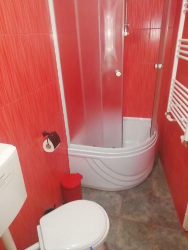 Hostal Domurile Din Z?rne?ti