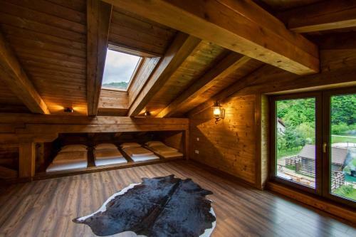 Lodge Avalanche Plaiul Foii