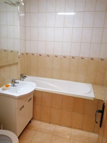 Apartament 3 Camere Z?rne?ti Brasov