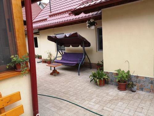 Hostal Casa Piatra Craiului
