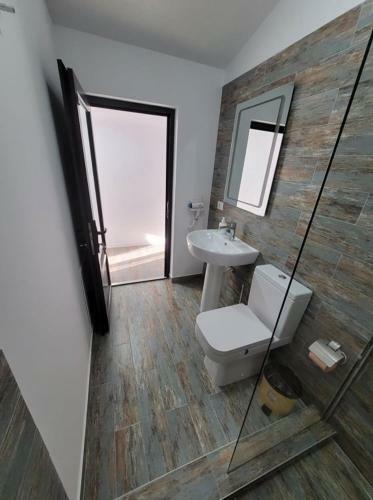 Hostal Pensiunea 7 Coline