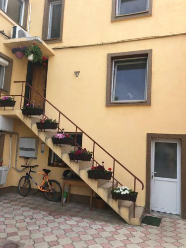 Tim Apartments