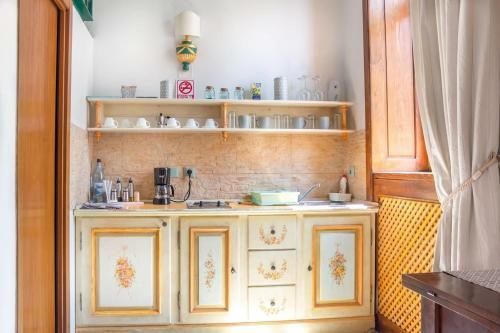 5 Comfortable Apartment Near Old Town Center