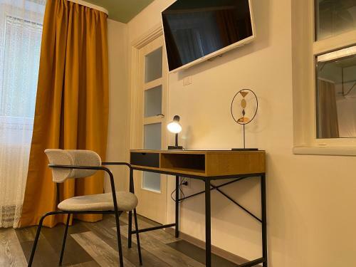 Evergreen Apartment