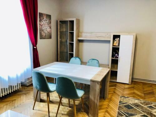 Ultra-central Apartment Just In Union Squere