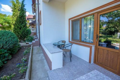 Hostal Vila Cataleya