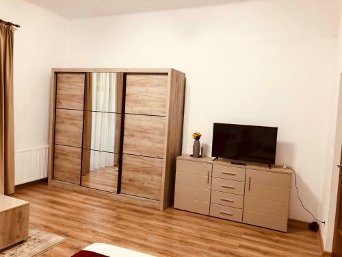 Ultra-central Modern And New Apartment