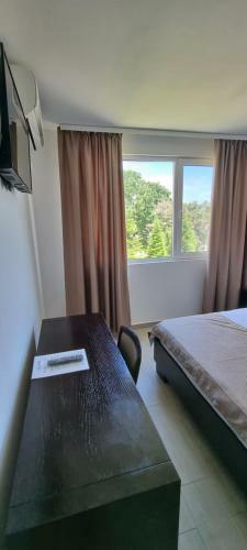 Hostal Ery Ville Neptun