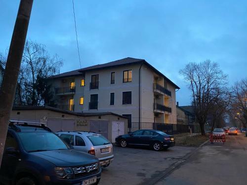Glam Apartments Lipatti