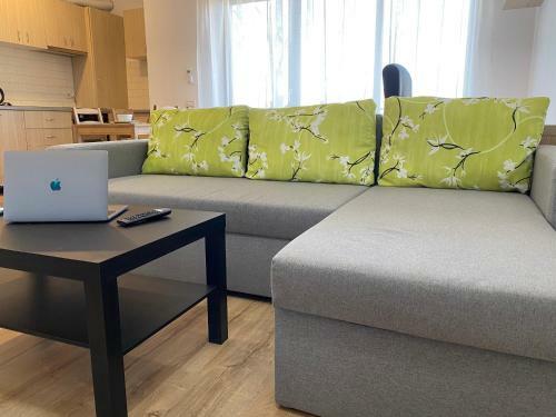 Glam Apartments Lipatti