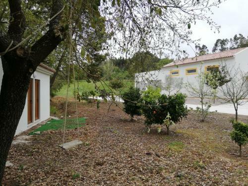 The Fox Farm House - Full Private Property With Heated & Covered Pool