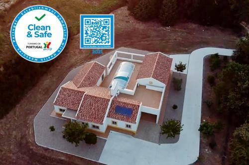 The Fox Farm House - Full Private Property With Heated & Covered Pool