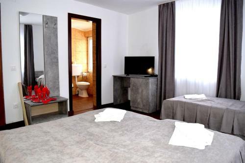 Hostal Vila Bradul