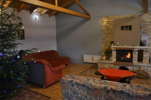 Hostal Ivoi Magasbukki Vendeghaz