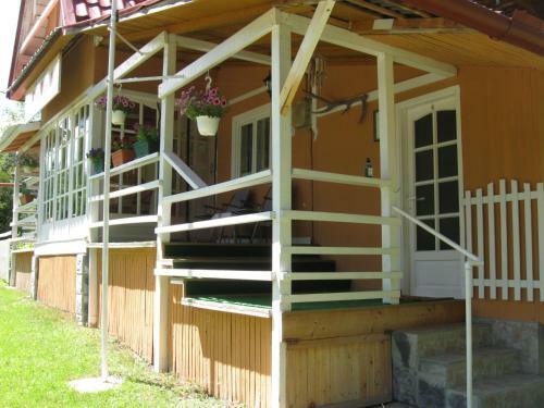 Hostal Podina Guest House