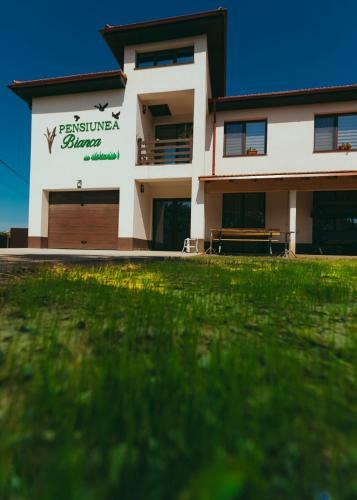 Hostal Pensiunea Bianca