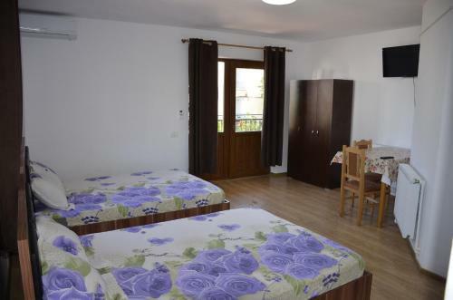 Hostal Casa Sarofin