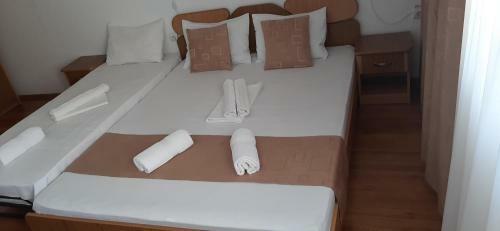 Hostal Timona- Camere De �nchiriat