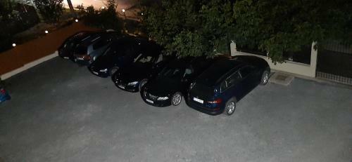 Hostal Timona- Camere De �nchiriat