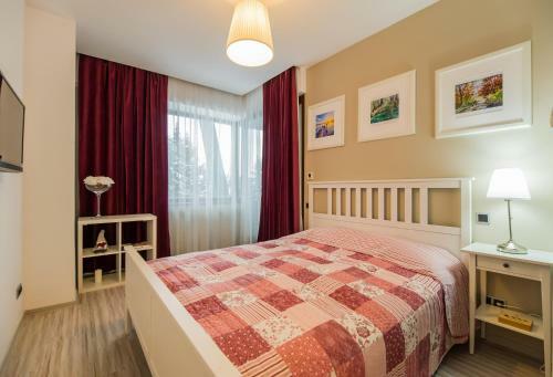 Apartamento Charming 2-bedroom, Silver Mountain, A Building
