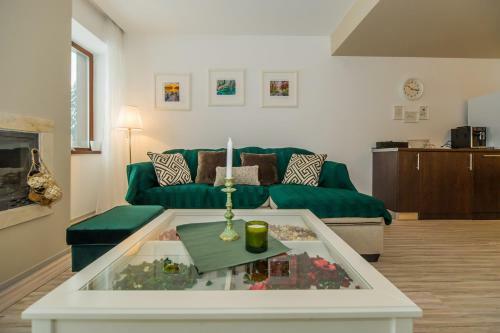 Apartamento Charming 2-bedroom, Silver Mountain, A Building