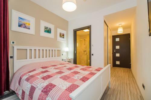 Apartamento Charming 2-bedroom, Silver Mountain, A Building