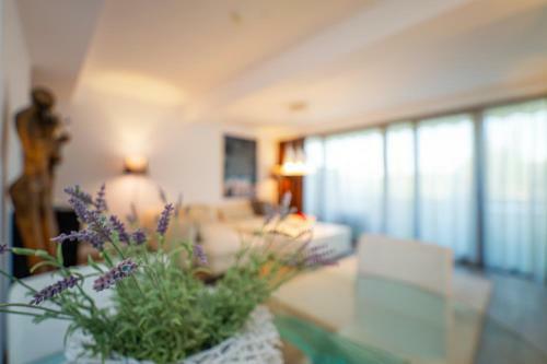 Stylish Mountain Loft Apartment In Poiana Brasov