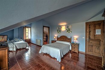 Hostal Posada De Ajo