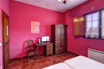 Hostal Posada De Ajo