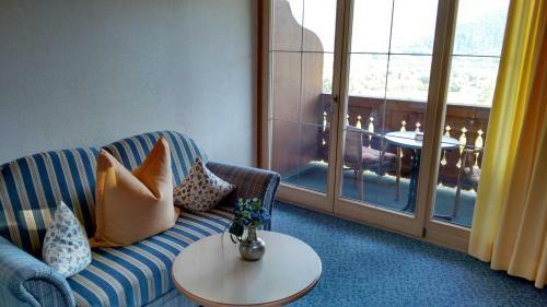 Hotel Restaurant Cafe Neu Meran