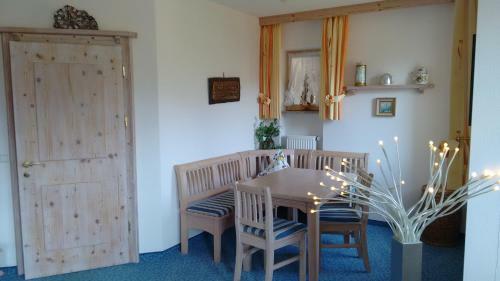 Hotel Restaurant Cafe Neu Meran