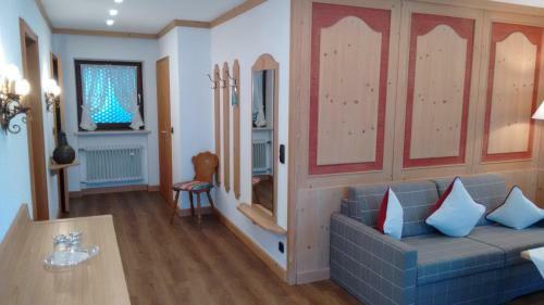 Hotel Restaurant Cafe Neu Meran