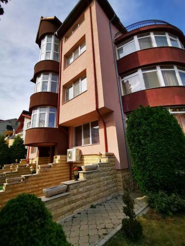 Arka Apartments