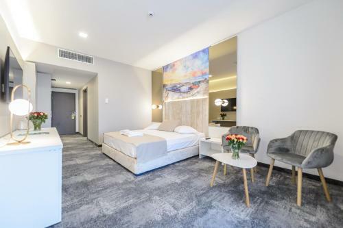 Mirage Beach Spa Hotel