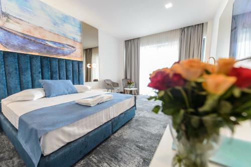 Mirage Beach Spa Hotel